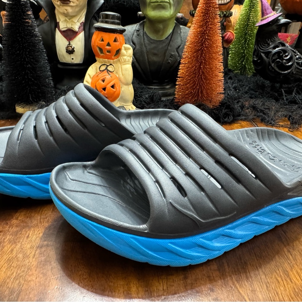 Hoka One One Ora Comfort Recovery Black and Blue Women's Sandals size 8